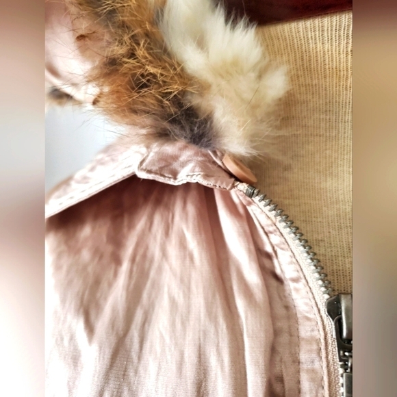 Mi-Tu gold jacket with  removable rabbit fur collar. Size 44 (US 6) - Picture 5 of 10